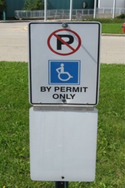 ALUMINUM PARKING, TRAFFIC & STREET SIGNS (10)