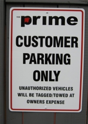 ALUMINUM PARKING, TRAFFIC & STREET SIGNS (8)
